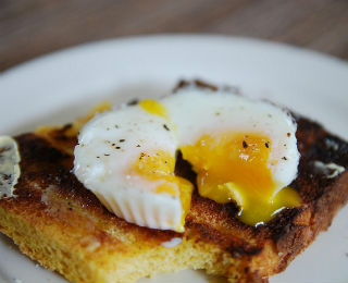 eggs-on-toast