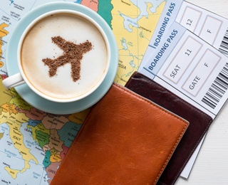 Pros & Cons of Vacationing with Your Friends